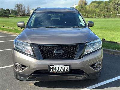 2015 Nissan Pathfinder - Thumbnail