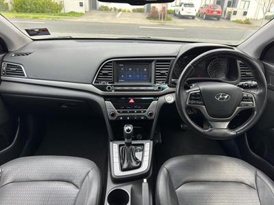 2017 Hyundai ELANTRA - Thumbnail