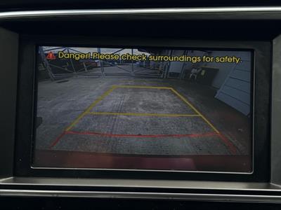 2017 Hyundai ELANTRA - Thumbnail