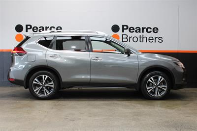 2021 Nissan X-Trail - Thumbnail