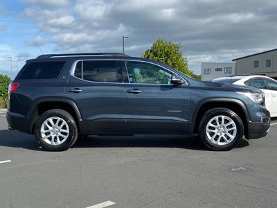 2019 Holden Acadia - Thumbnail
