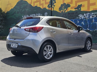 2015 Mazda Demio - Thumbnail