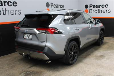 2023 Toyota RAV4 - Thumbnail