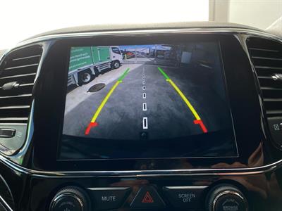 2021 Jeep GRAND CHEROKEE - Thumbnail