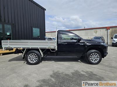 2022 Mitsubishi Triton - Thumbnail
