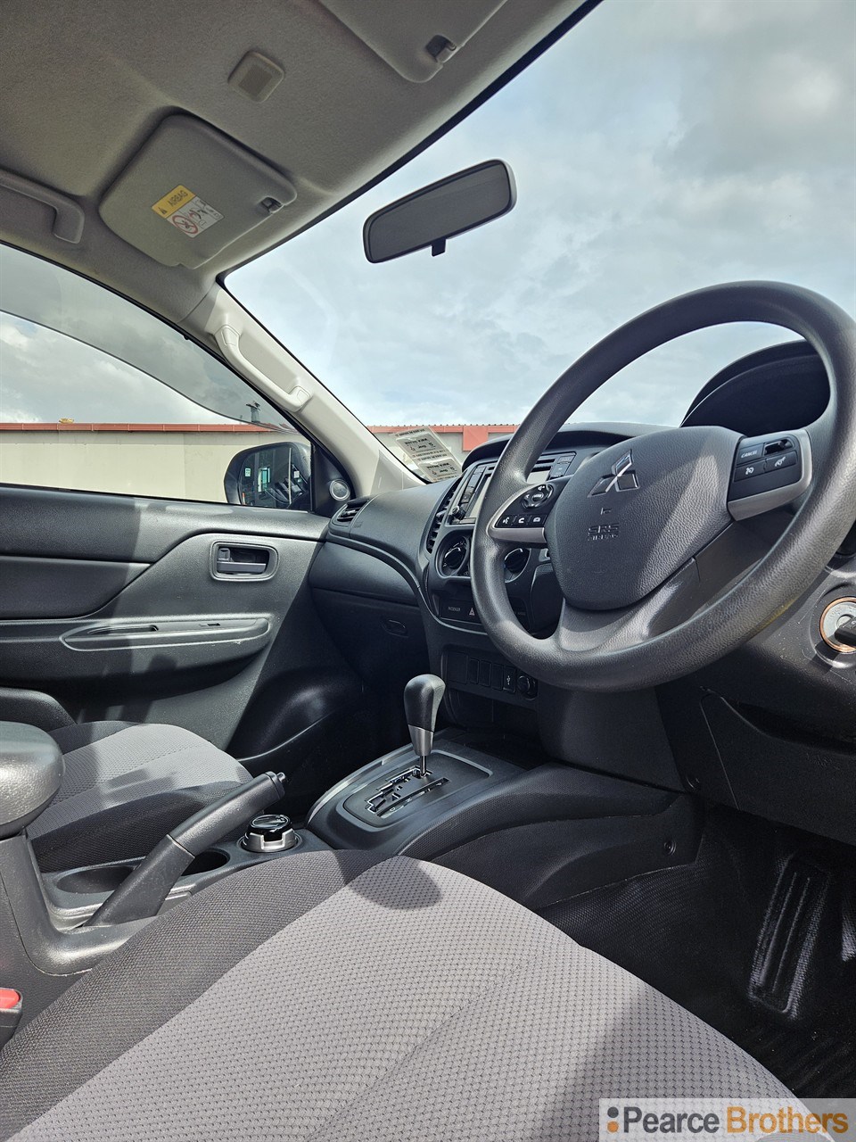 2022 Mitsubishi Triton