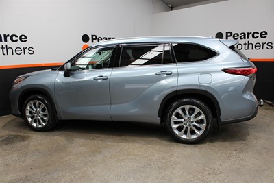 2022 Toyota HIGHLANDER - Thumbnail