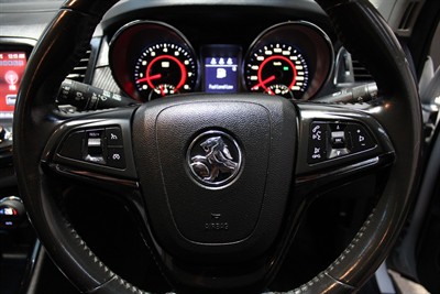 2016 Holden Commodore - Thumbnail