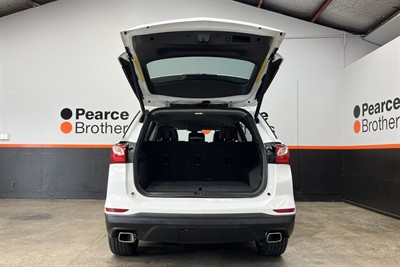 2021 Holden Equinox - Thumbnail