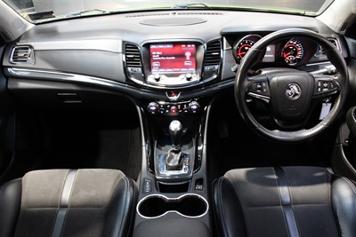 2015 Holden Commodore - Thumbnail