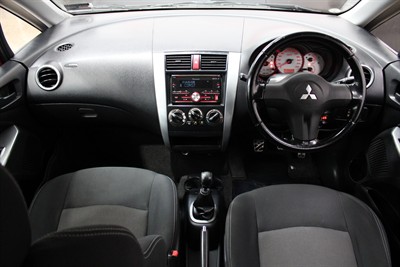 2008 Mitsubishi Colt - Thumbnail