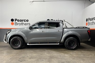 2017 Nissan Navara - Thumbnail