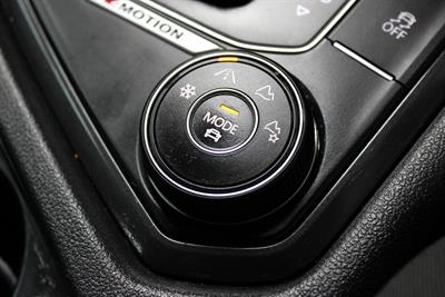 2018 Volkswagen TIGUAN - Thumbnail