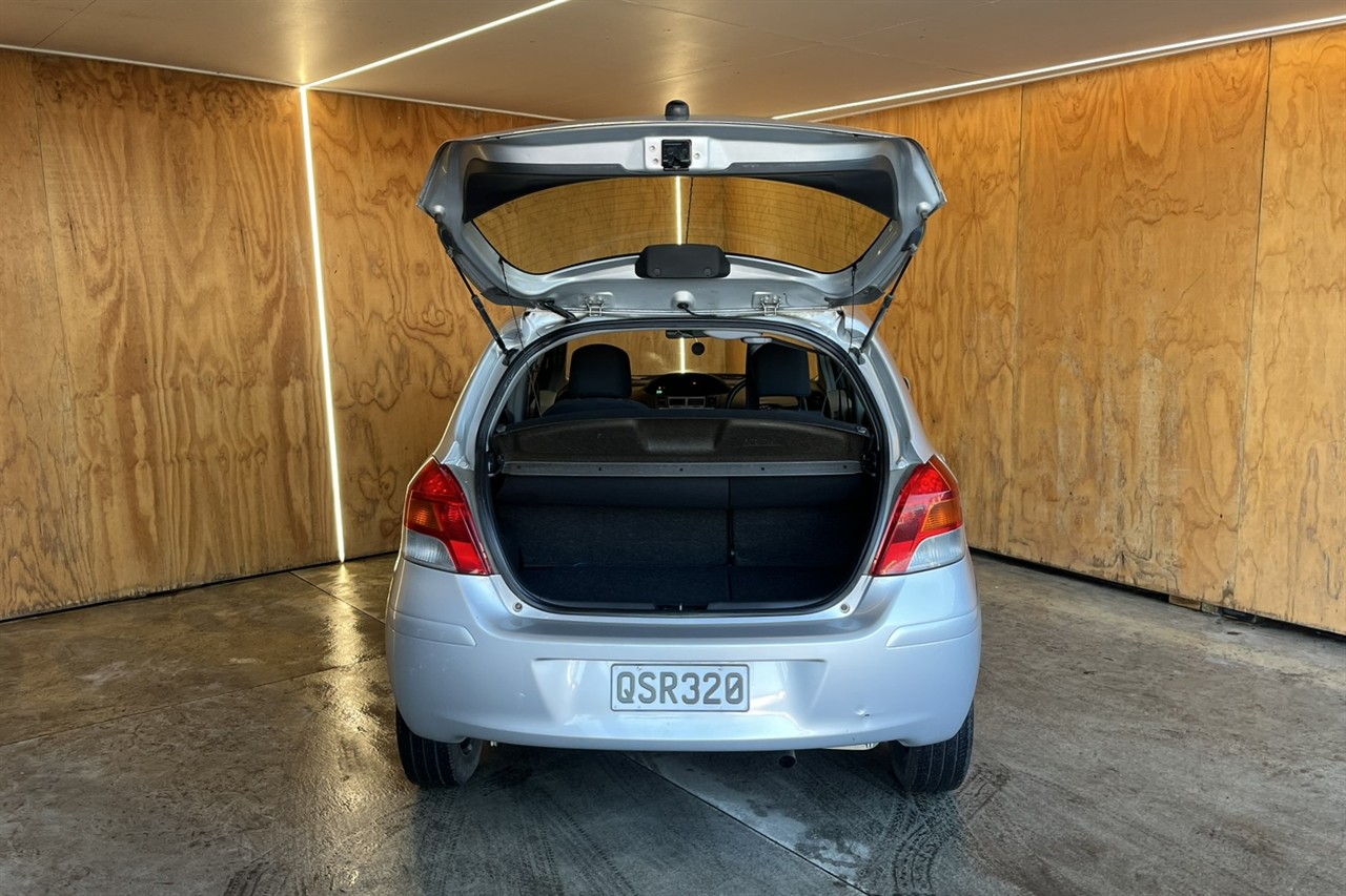 2009 Toyota YARIS