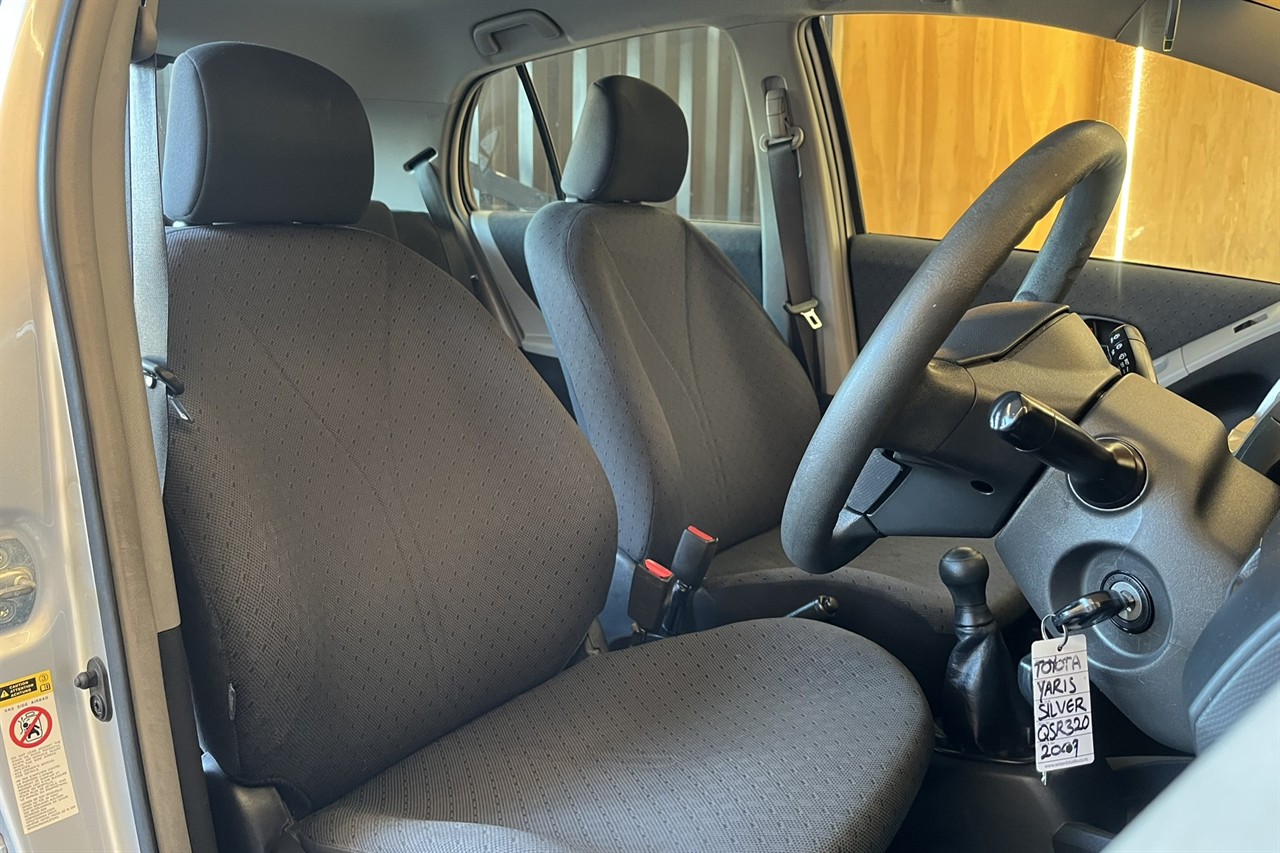 2009 Toyota YARIS