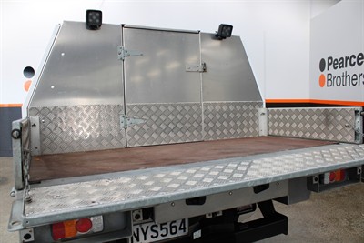 2022 Mitsubishi Triton - Thumbnail