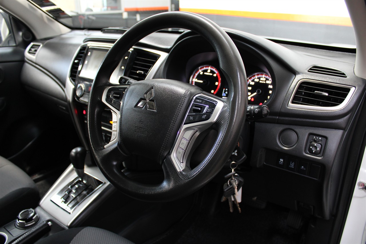 2022 Mitsubishi Triton