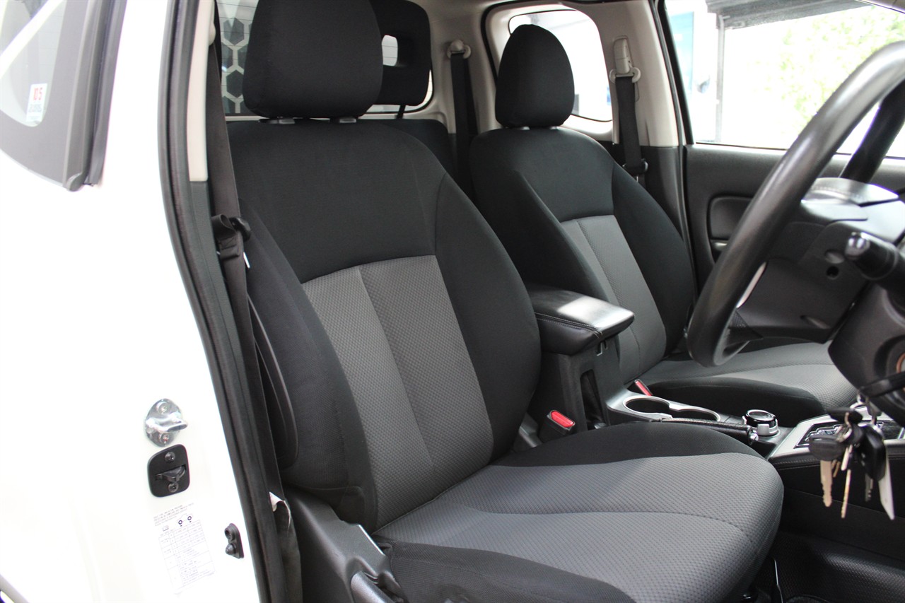 2022 Mitsubishi Triton