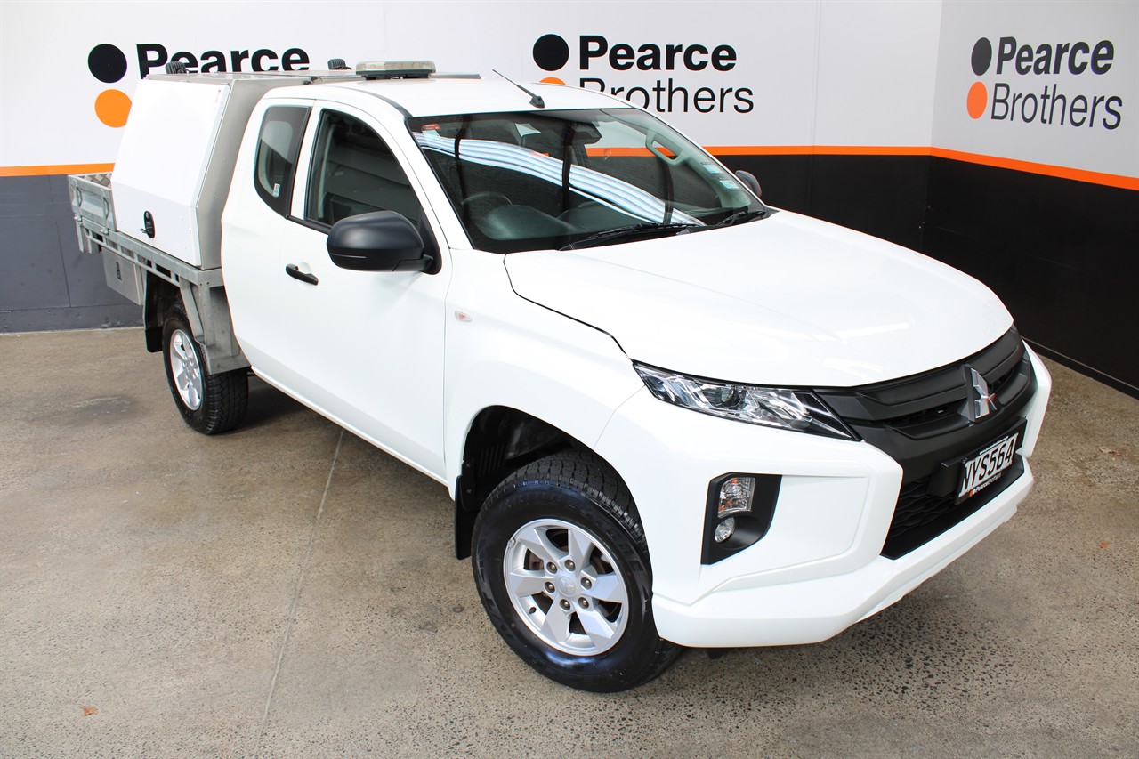 2022 Mitsubishi Triton