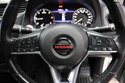 2021 Nissan Navara - Thumbnail