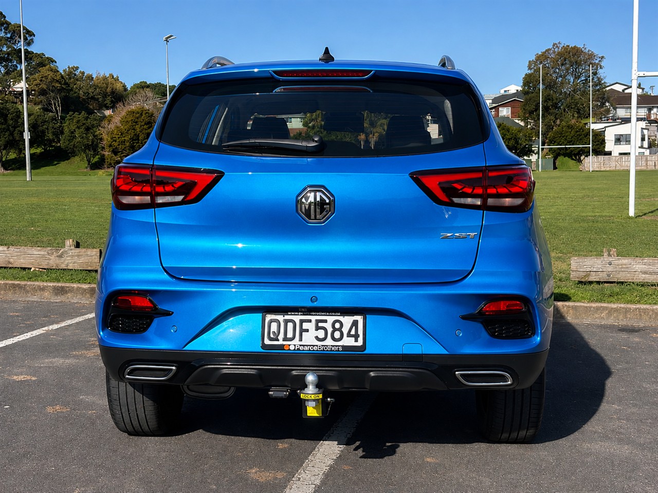 2023 MG ZST