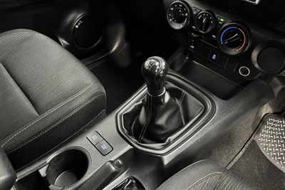 2017 Toyota Hilux - Thumbnail