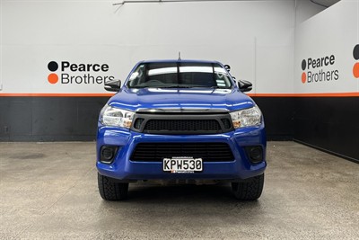 2017 Toyota Hilux - Thumbnail