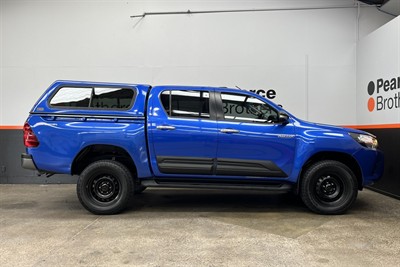 2017 Toyota Hilux - Thumbnail
