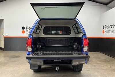 2017 Toyota Hilux - Thumbnail