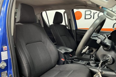 2017 Toyota Hilux - Thumbnail