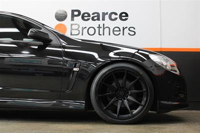 2013 Holden COMMODORE - Thumbnail