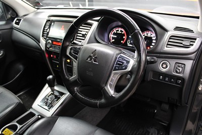 2023 Mitsubishi Triton - Thumbnail