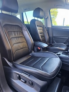 2019 Volkswagen Tiguan - Thumbnail