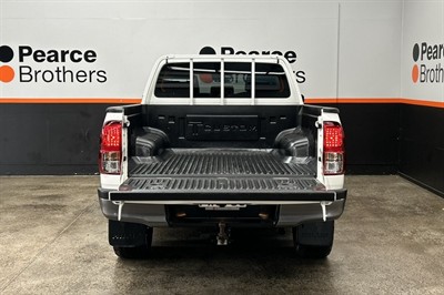 2023 Toyota Hilux - Thumbnail