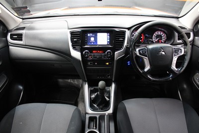 2020 Mitsubishi Triton - Thumbnail