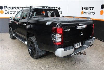 2020 Mitsubishi Triton - Thumbnail