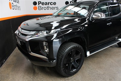 2020 Mitsubishi Triton - Thumbnail