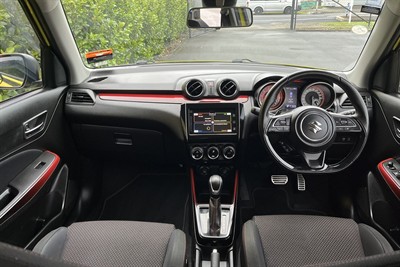 2018 Suzuki Swift - Thumbnail