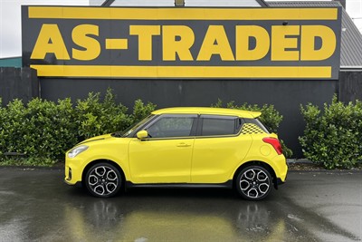 2018 Suzuki Swift - Thumbnail