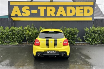 2018 Suzuki Swift - Thumbnail