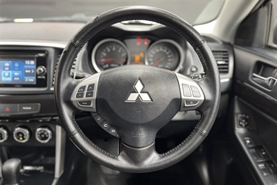 2018 Mitsubishi Lancer - Thumbnail