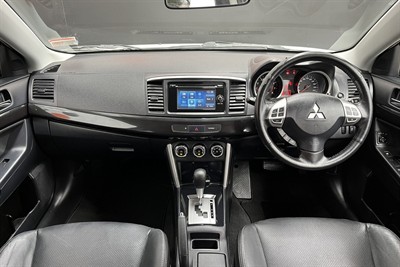 2018 Mitsubishi Lancer - Thumbnail