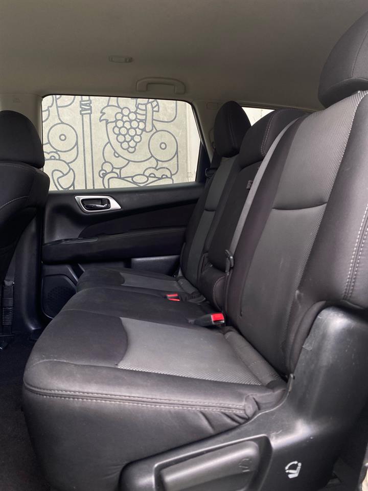 2017 Nissan Pathfinder