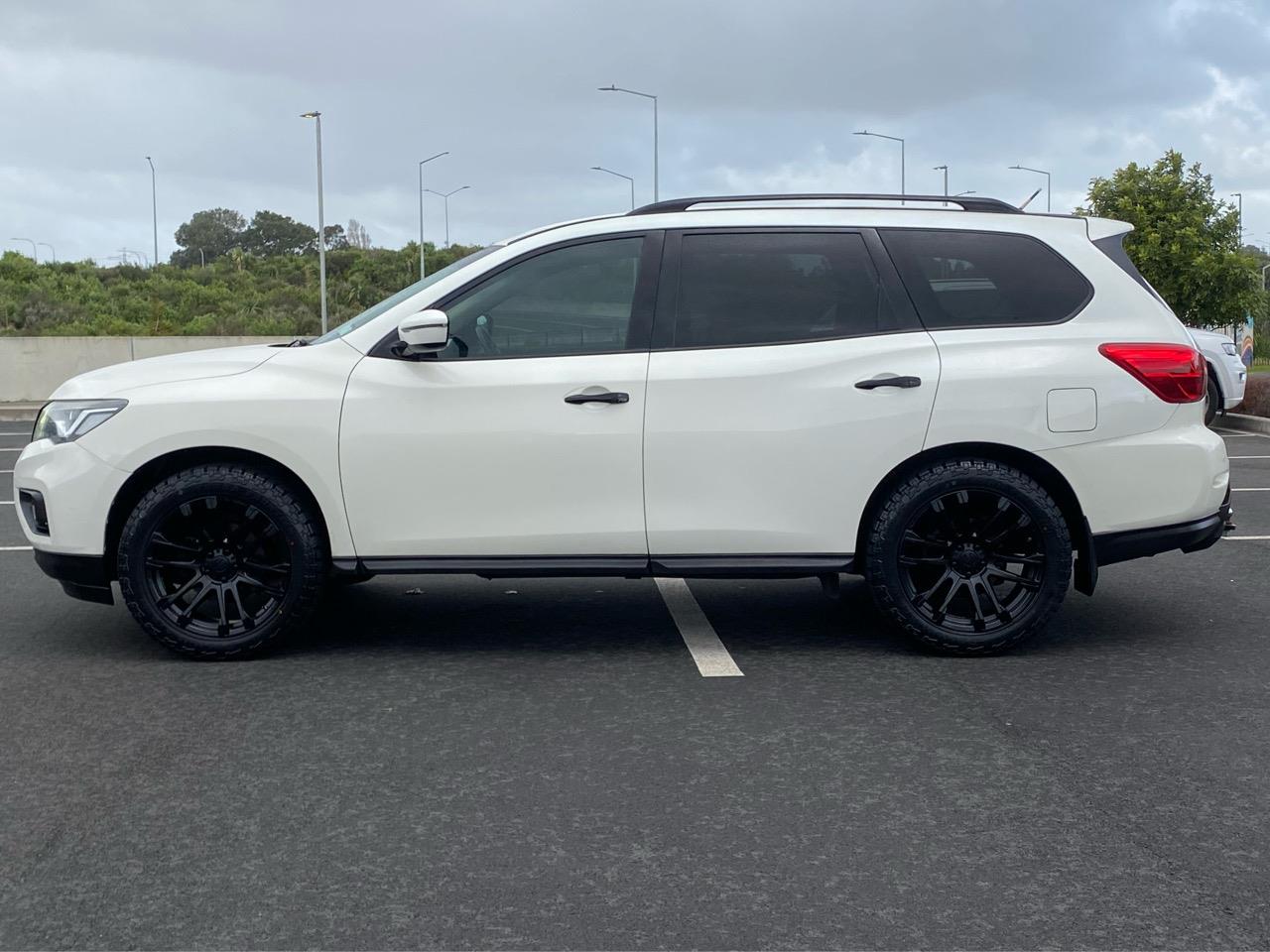 2017 Nissan Pathfinder