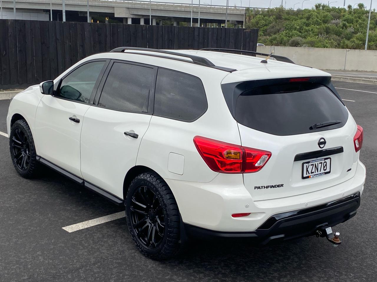 2017 Nissan Pathfinder