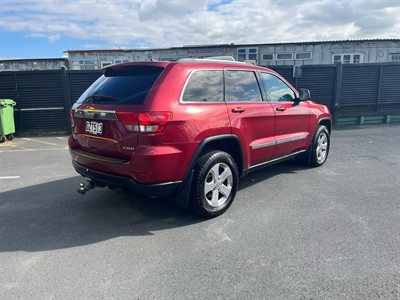 2013 Jeep Grand Cherokee - Thumbnail