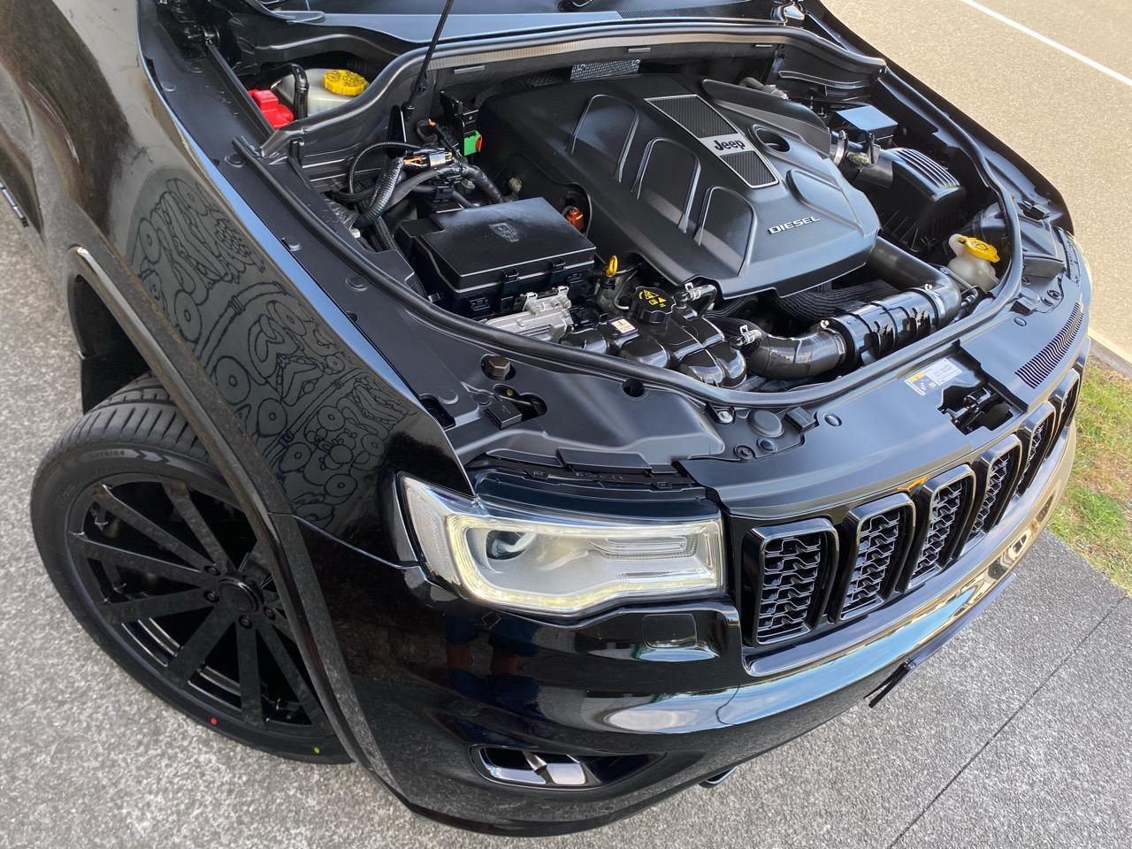 2019 Jeep GRAND CHEROKEE