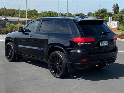 2019 Jeep GRAND CHEROKEE - Thumbnail