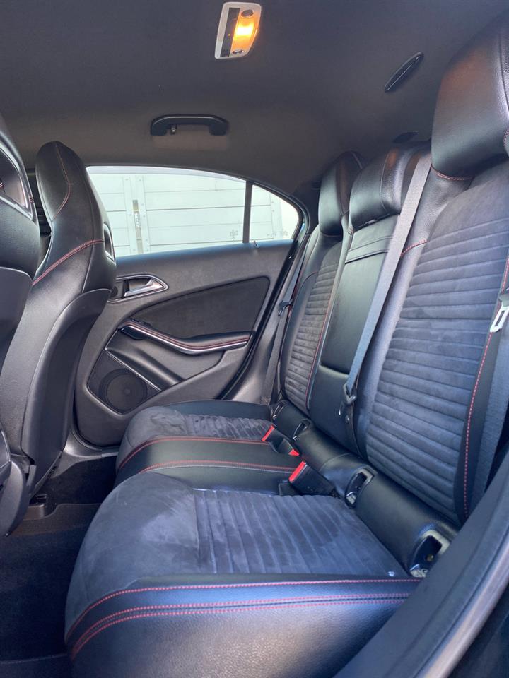 2013 Mercedes-Benz A180