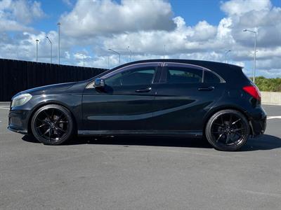 2013 Mercedes-Benz A180 - Thumbnail